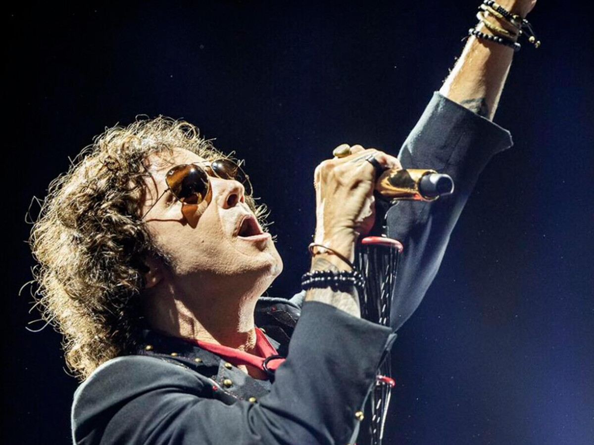 BUNBURY REABRE el DEBATE sobre MÓVILES en CONCIERTOS 2 bunbury reabre el debate sobre moviles en conciertos