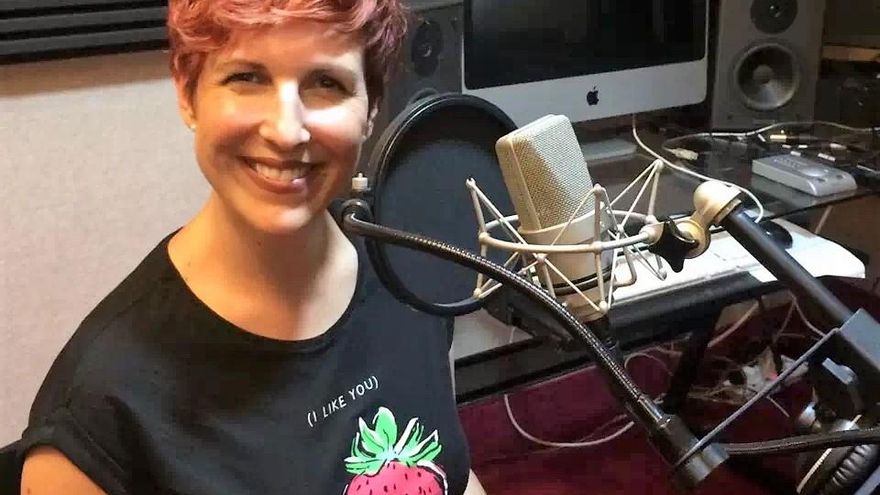 cambia la voz de siri descubre el increible truco ahora