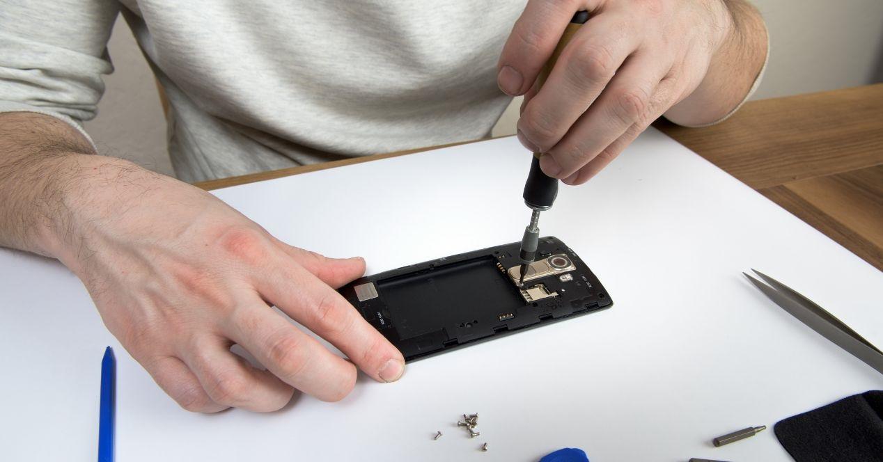 cambiar la bateria de tu movil vale la pena el costo