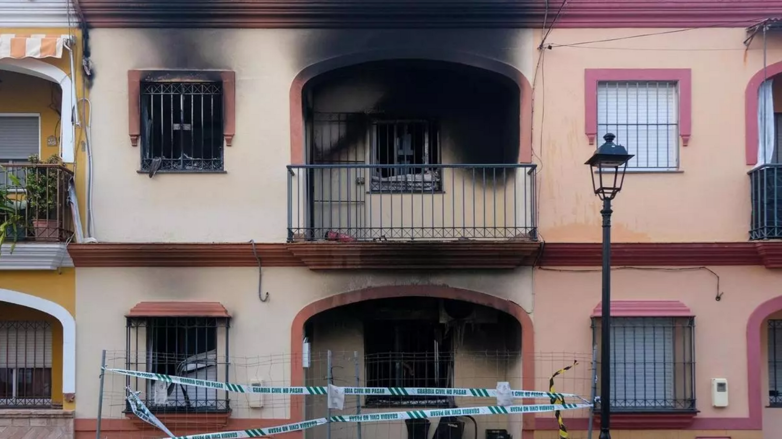Celulares explotan: DESCUBRE la TRAGEDIA en Guillena 2 celulares explotan descubre la tragedia en guillena