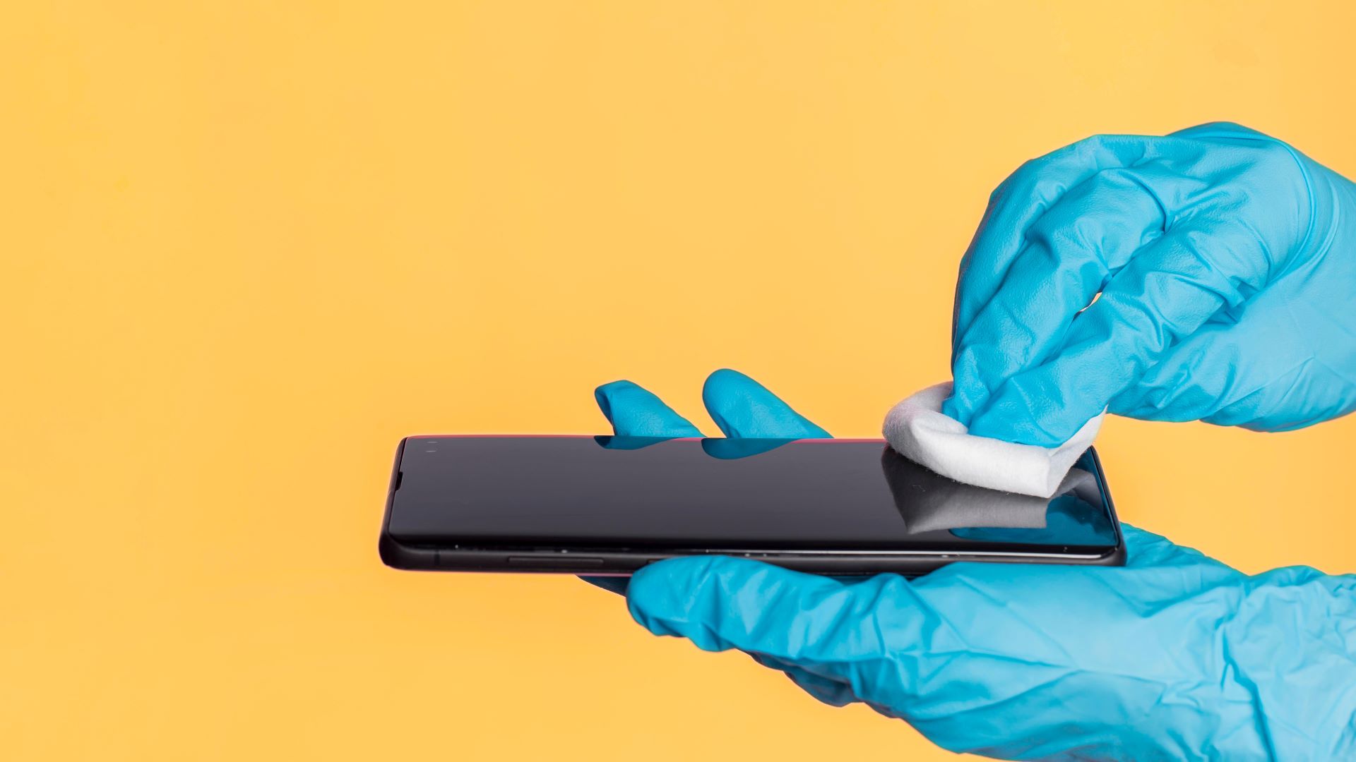 como limpiar las bocinas del iphone descubre el truco