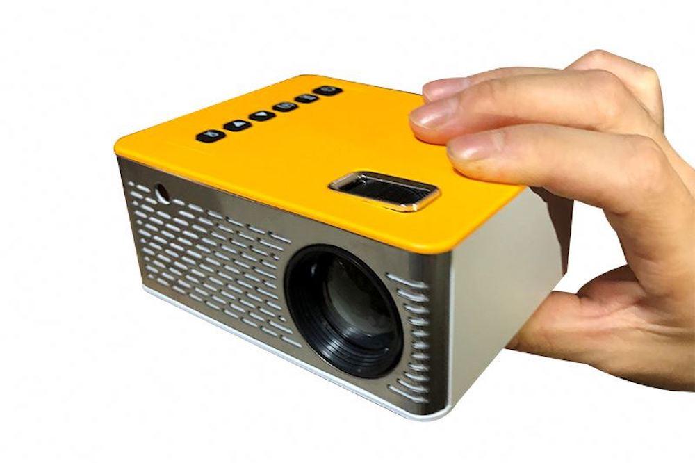 Cómo usar tu MÓVIL como PROYECTOR por poco DINERO 2 como usar tu movil como proyector por poco dinero