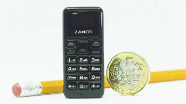 Descubre el Móvil Más Pequeño del Mundo: ¡Sólo 12 Euros! 2 descubre el movil mas pequeno del mundo solo 12 euros