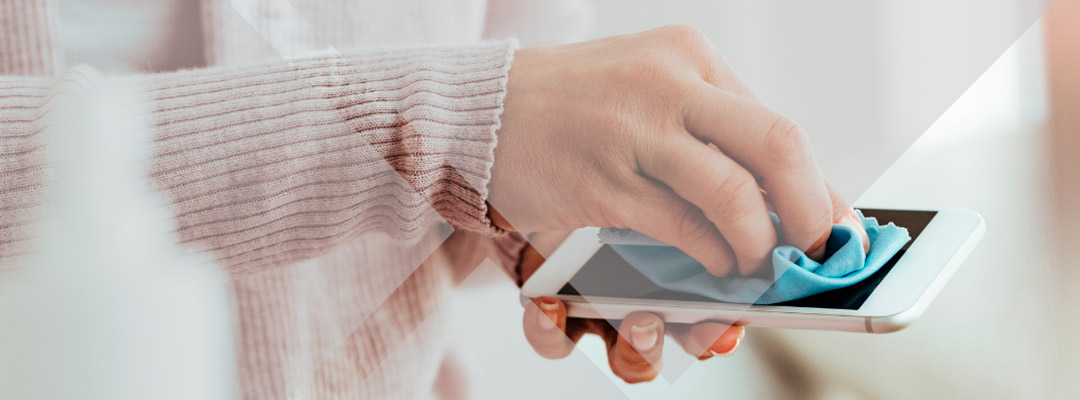 Limpia tu Teléfono sin Dañarlo: ¡Los Secretos Revelados! 2 limpia tu telefono sin danarlo los secretos revelados