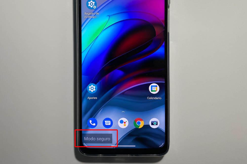 Por qué MI MÓVIL SE QUEDA PILLADO Descubre SOLUCIONES 2 por que mi movil se queda pillado descubre soluciones