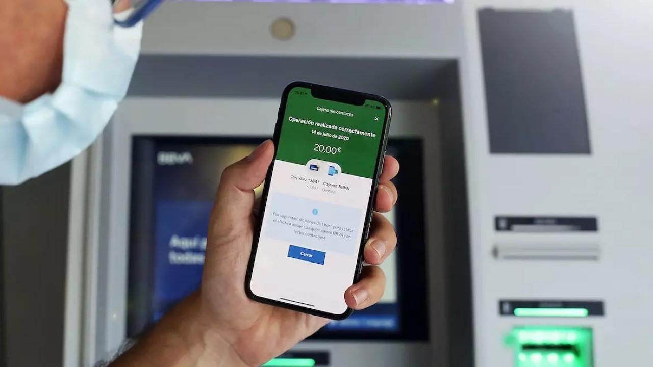 saca dinero con movil que bancos tienen cajero contactless